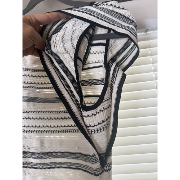 WHITE HOUSE BLACK MARKET ECRU WHITE BLACK FLUTTER SLEEVE POINTELLE STRIPE TOP S - Picture 6 of 8